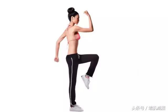 不愛(ài)出門(mén)運動(dòng)？原地跑步也能減脂！